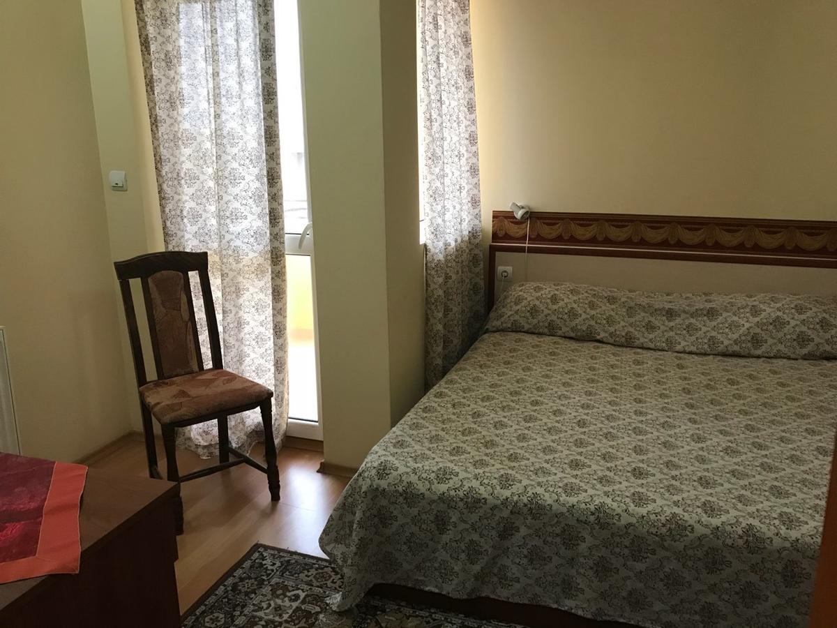 Hotel Triumph Nova Zagora Ngoại thất bức ảnh